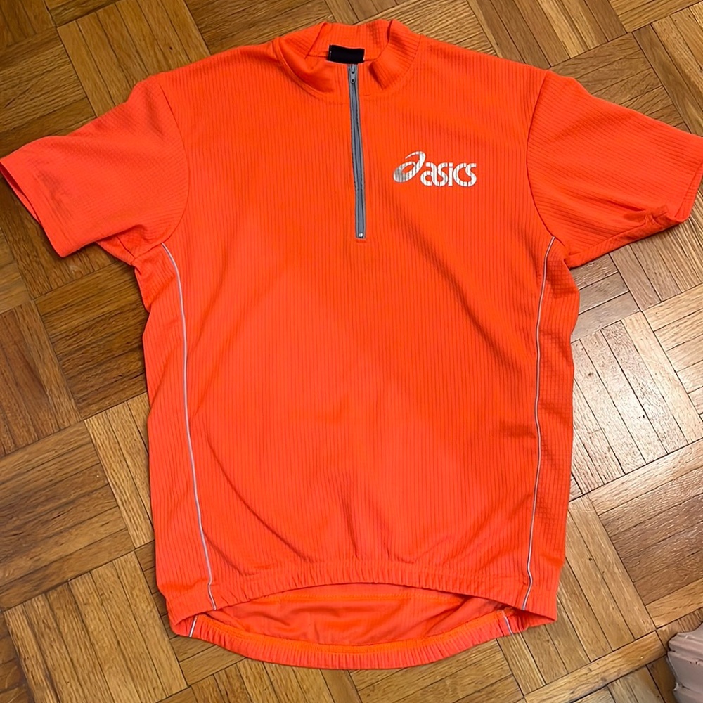 ASICS bike top, size M